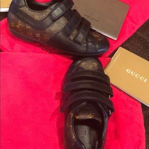Boys LV shoes size 25